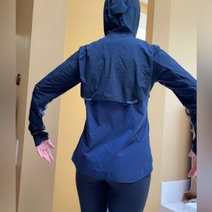 ON Cloud insulator Running Jacket